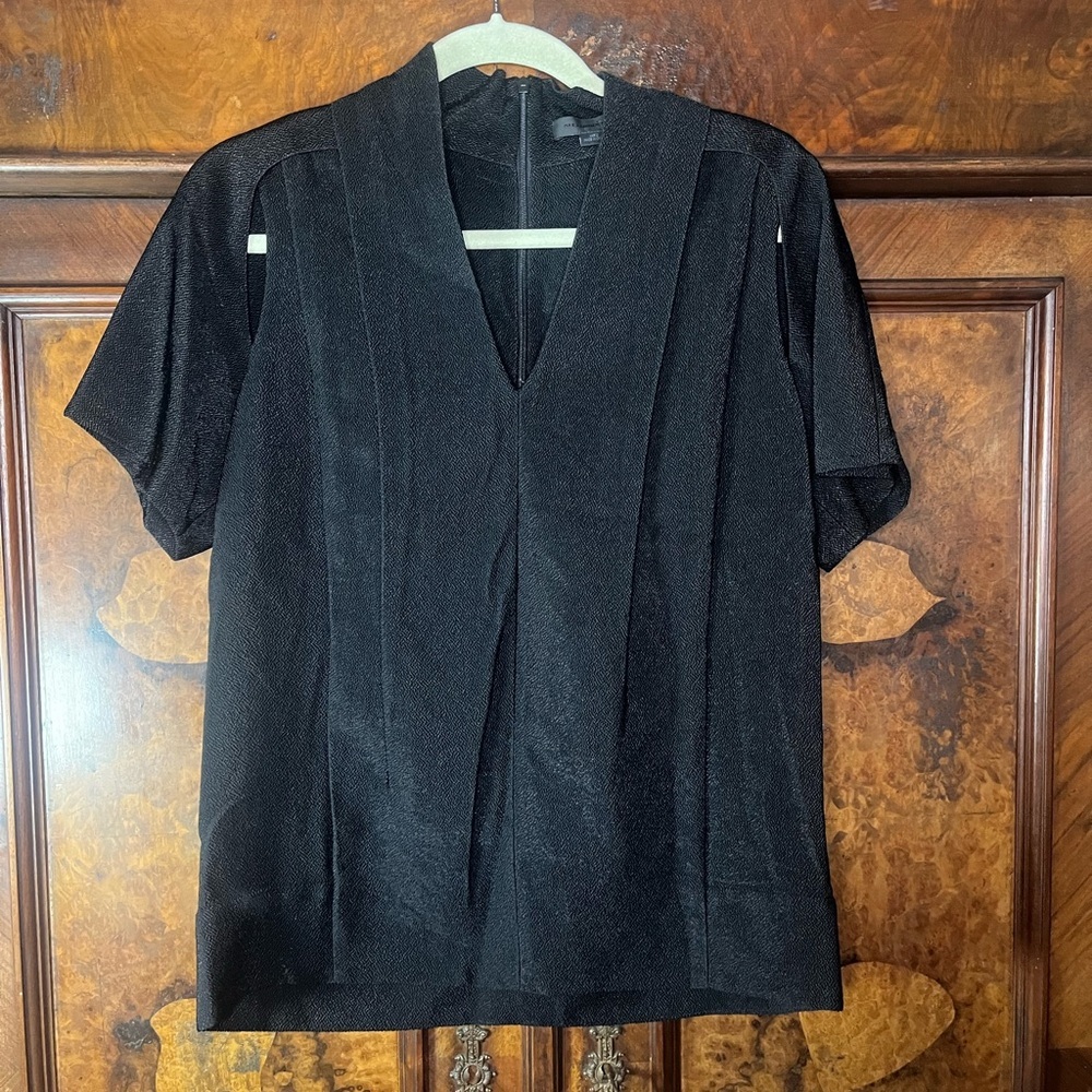GUC Alexander Wang- Black Peek a Boo Short Sleeve Top. Size 2